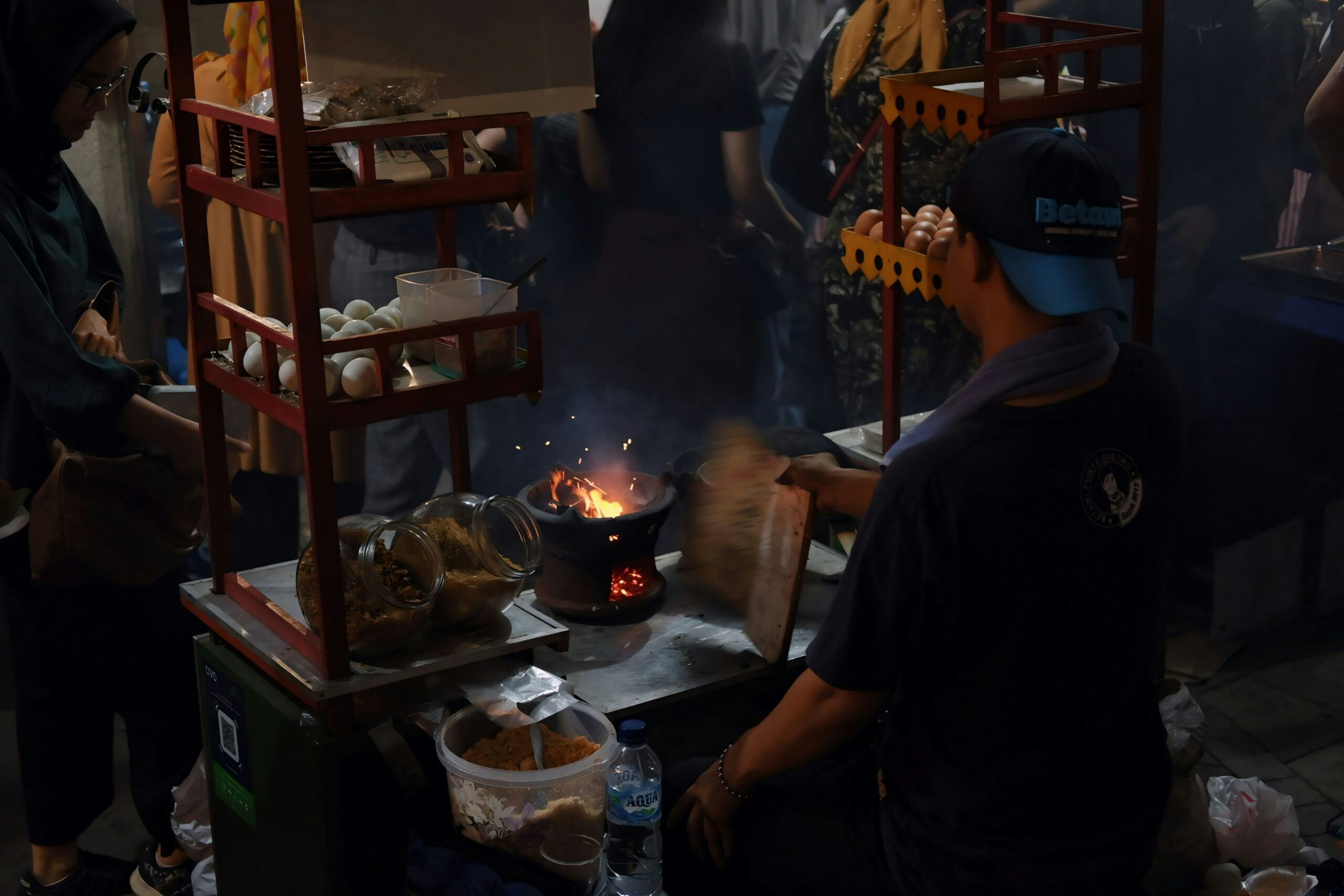 7 Tempat Kuliner Malam Terbaik di Jakarta 2025 yang Lagi Hits